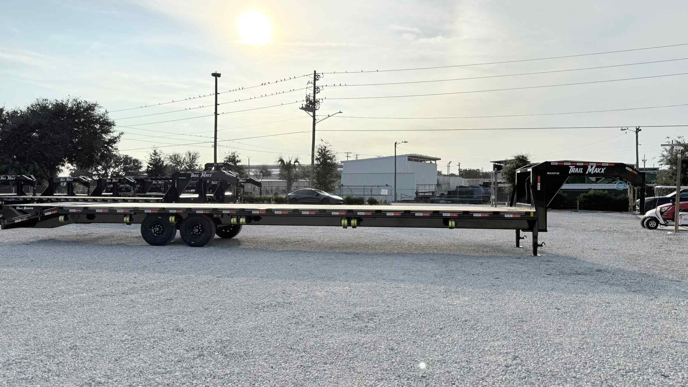 New 8.5×40 TRAILMAXX Flatbed Trailer