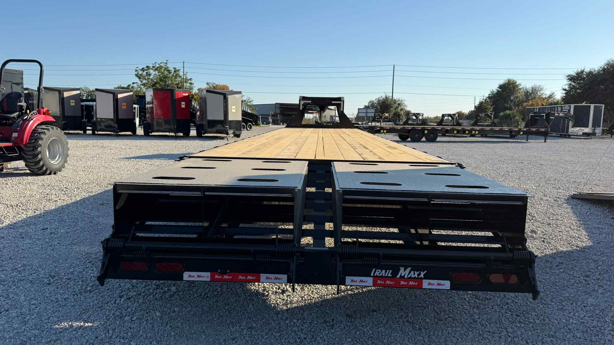 New 8.5×40 TRAILMAXX Flatbed Trailer