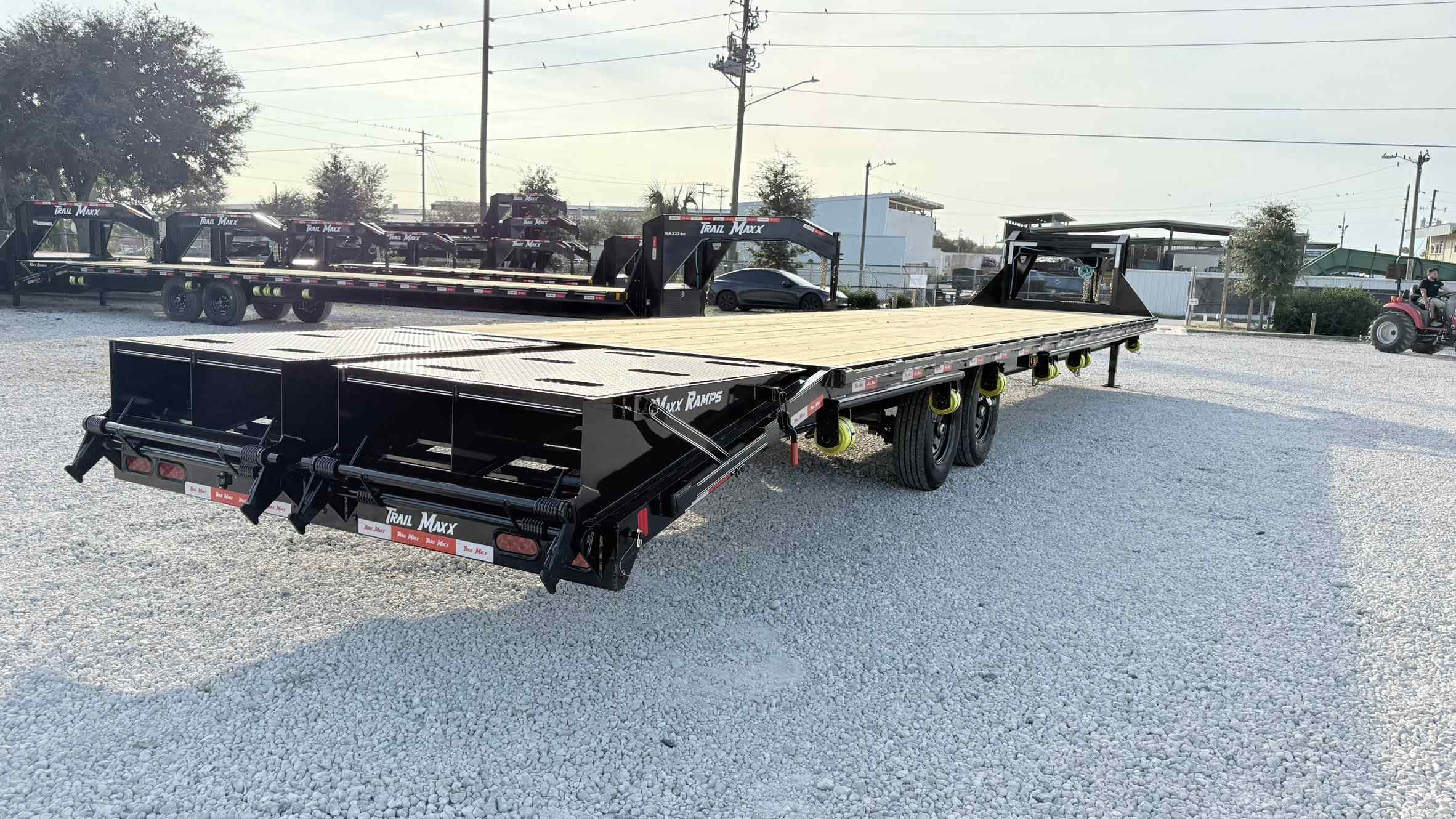 New 8.5×40 TRAILMAXX Flatbed Trailer