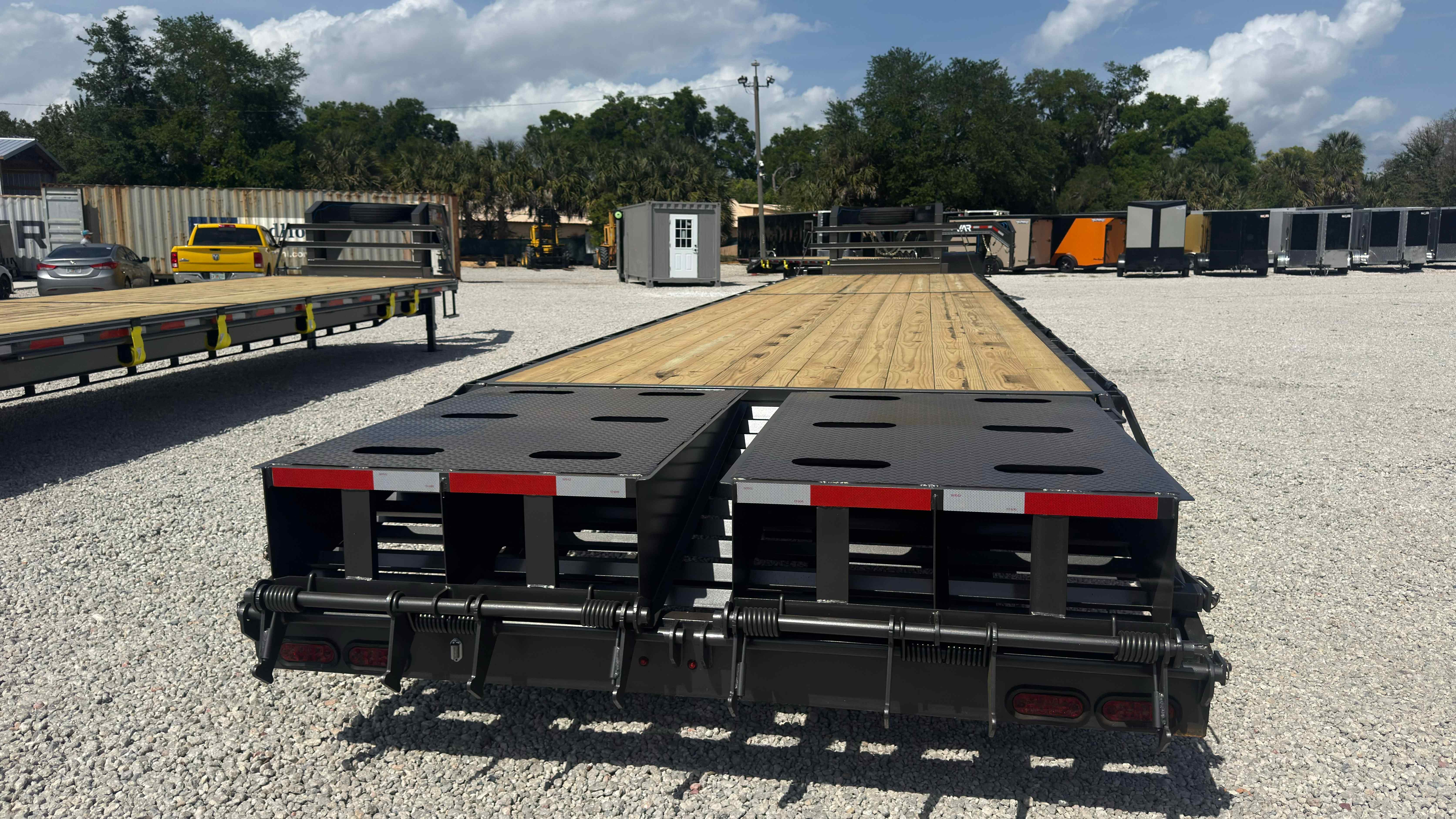 New 8.5×40 VAR TRAILERS LLC Flatbed Trailer