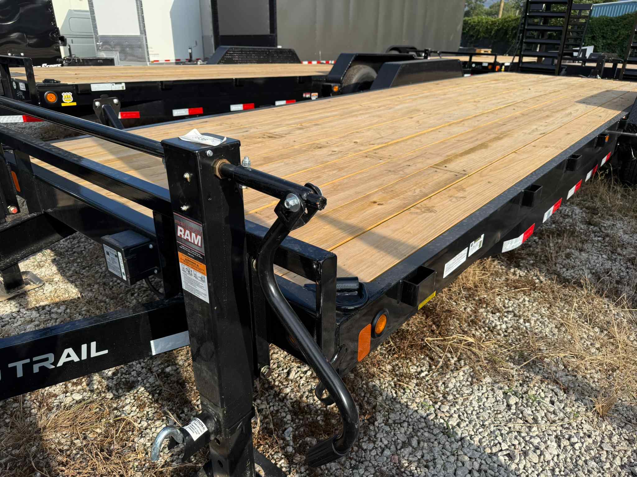 New 7×24 LOAD TRAIL Equipment Trailer