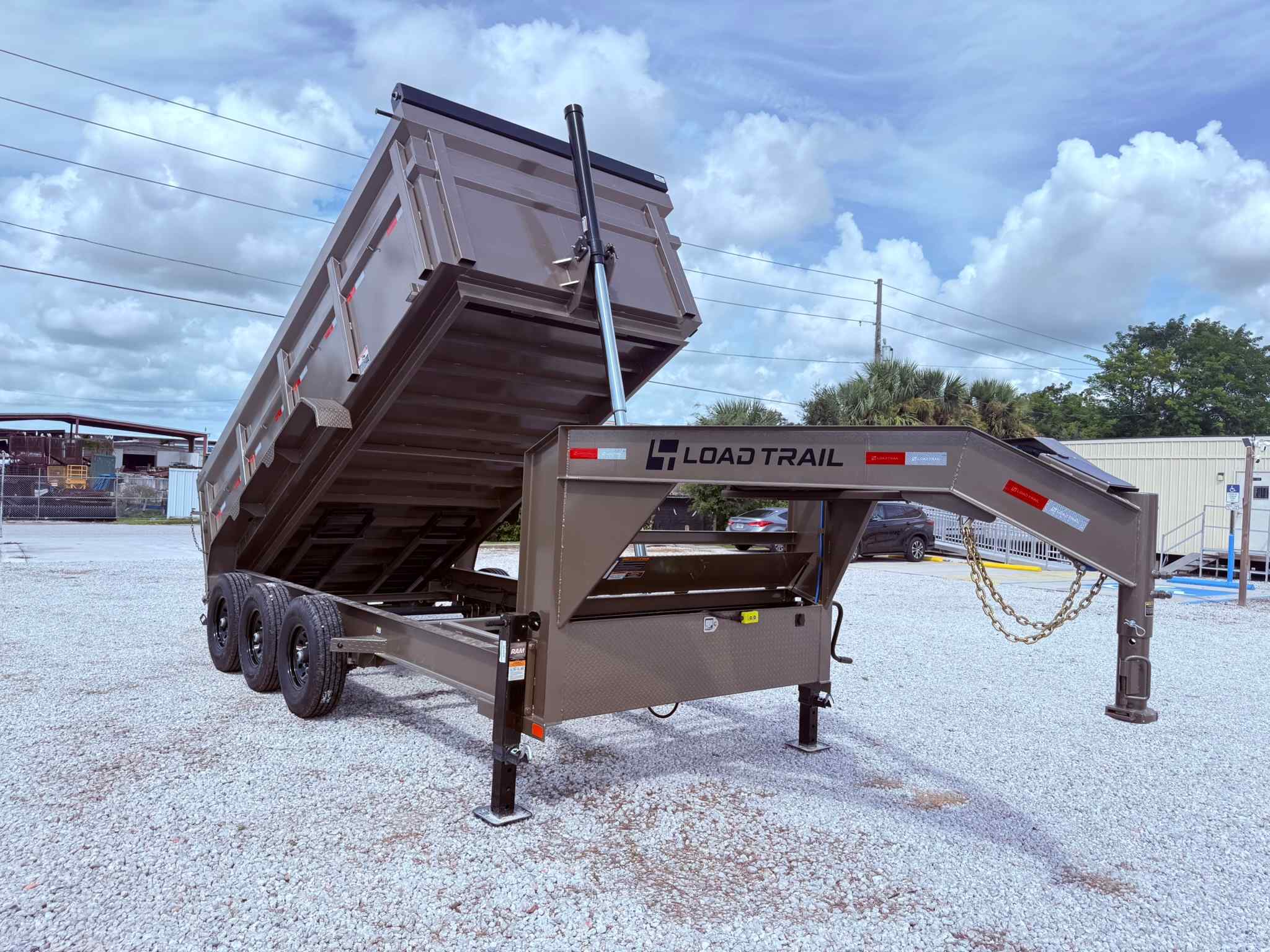 New 7×16 LOAD TRAIL Dump Trailer