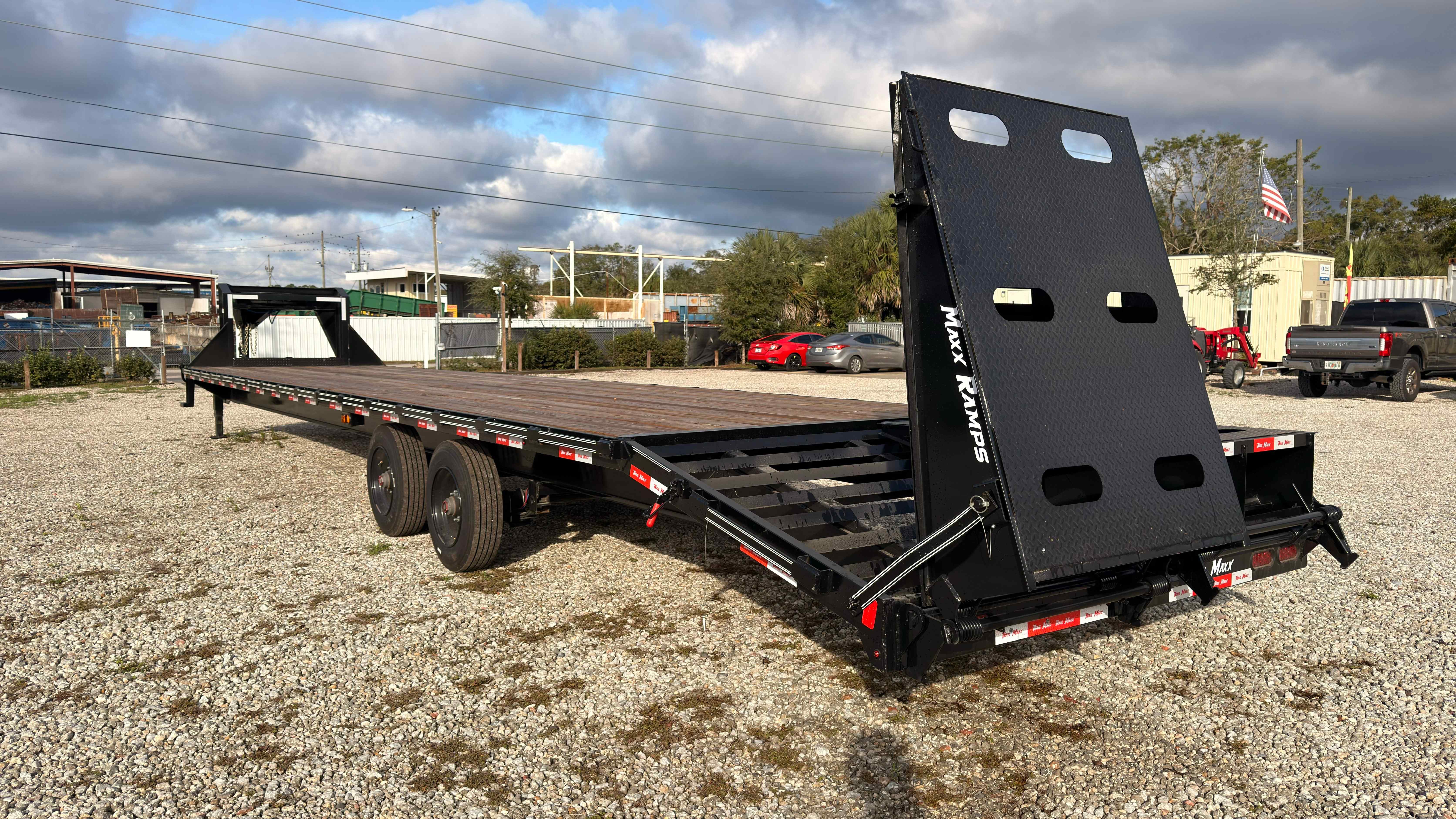 New 8.5×40 TRAILMAXX Flatbed Trailer