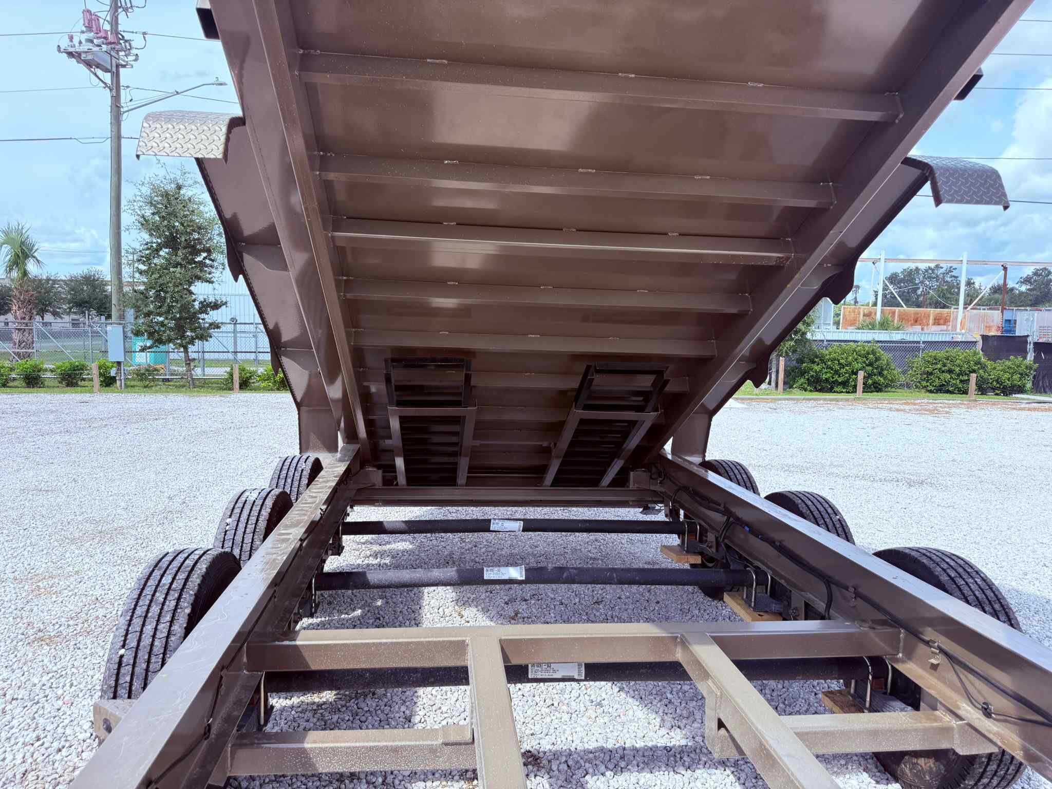 New 7×16 LOAD TRAIL Dump Trailer