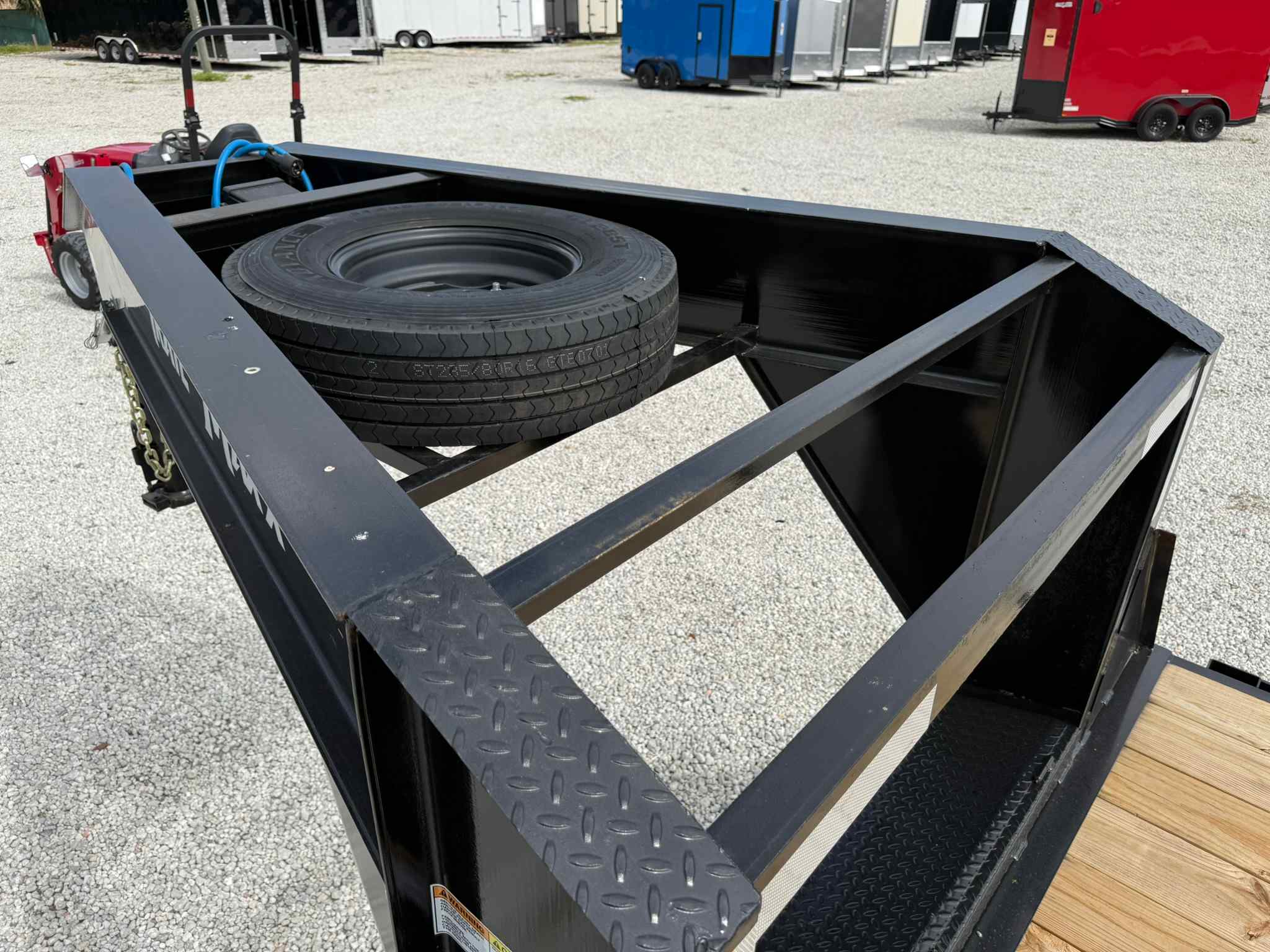 New 8.5×40 TRAILMAXX Flatbed Trailer