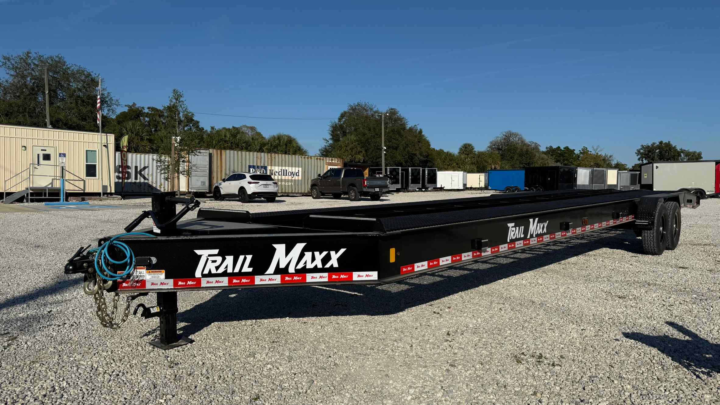New 7×36 TRAILMAXX Car Trailer