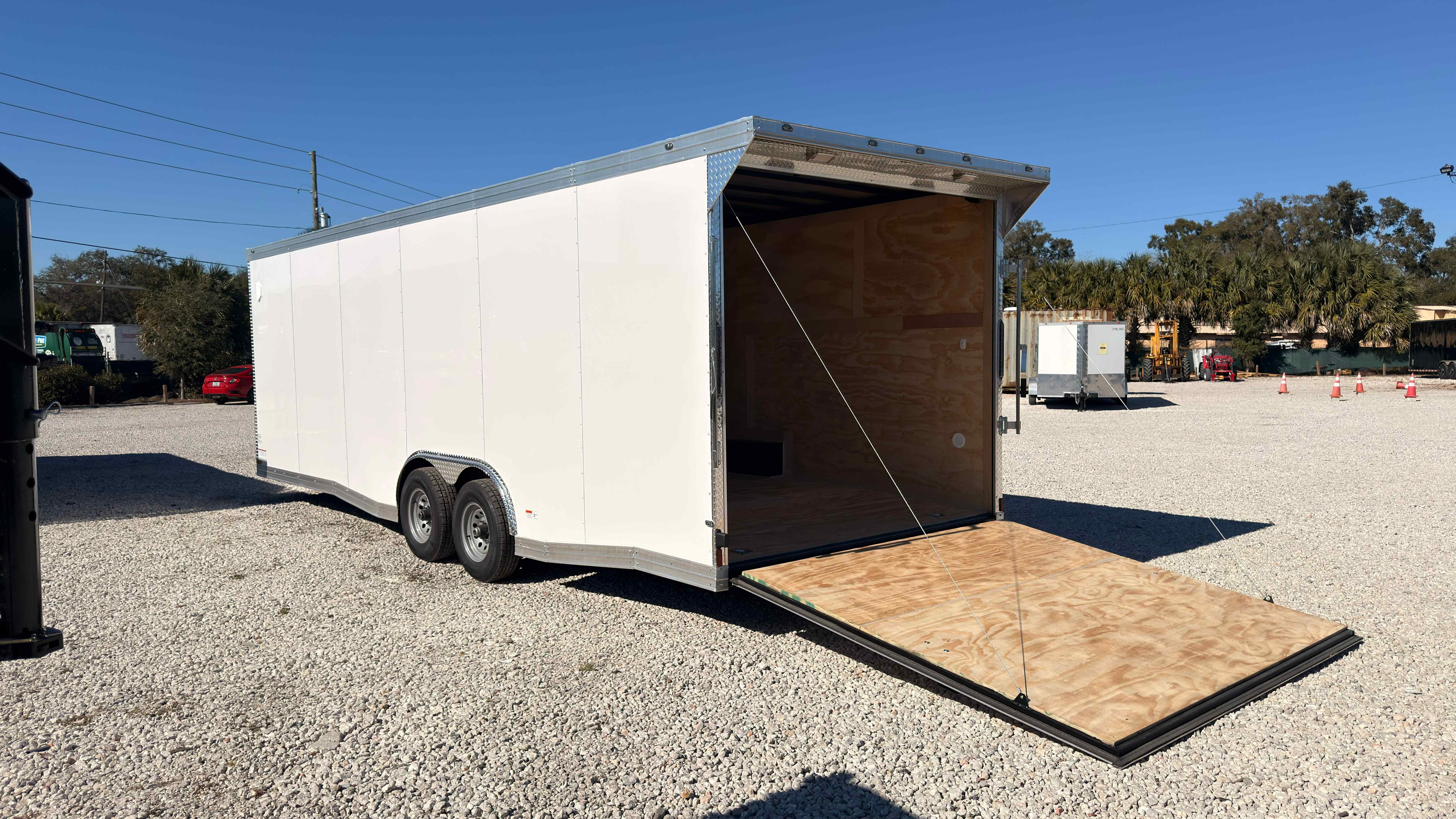 New 8.5×24 CYNERGY CARGO Enclosed Trailer