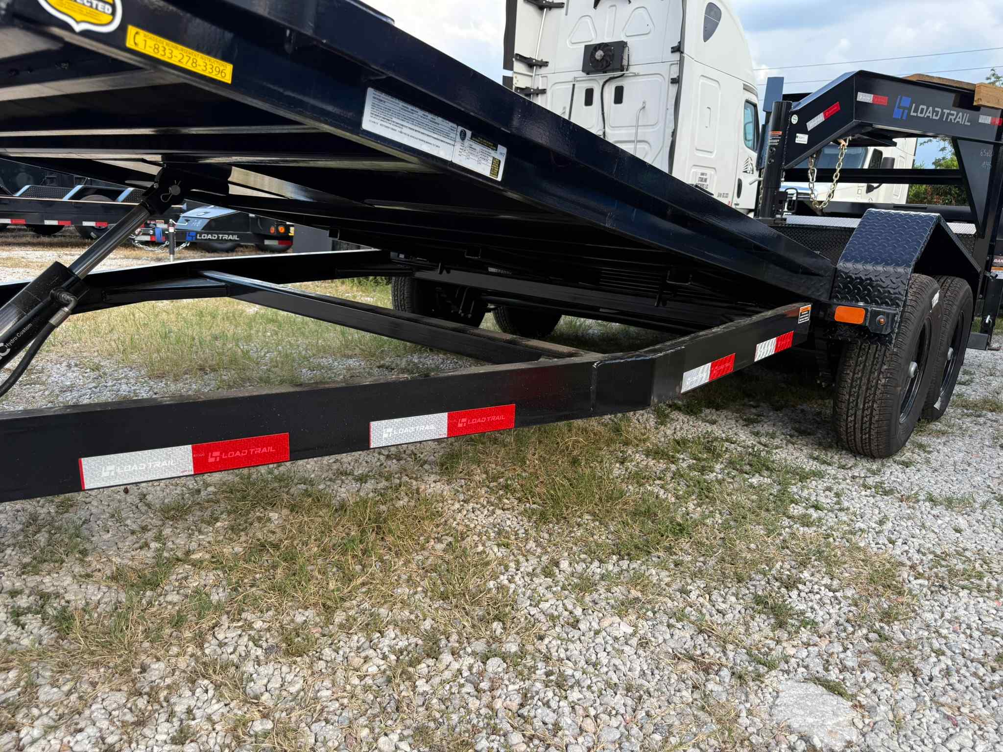 New 7×20 LOAD TRAIL Tilt Trailer