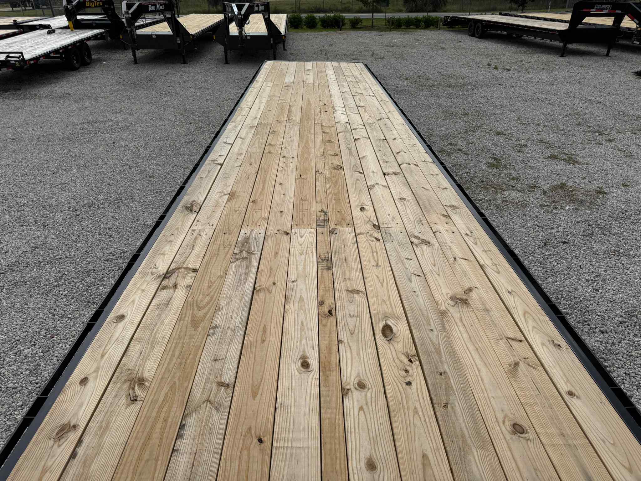 New 8.5×40 TRAILMAXX Flatbed Trailer