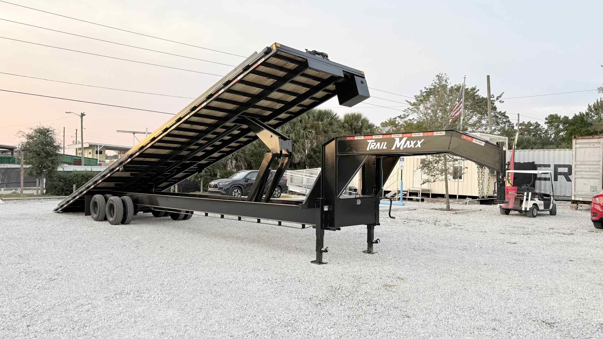 New 8.5X40 TRAILMAXX Tilt Trailer