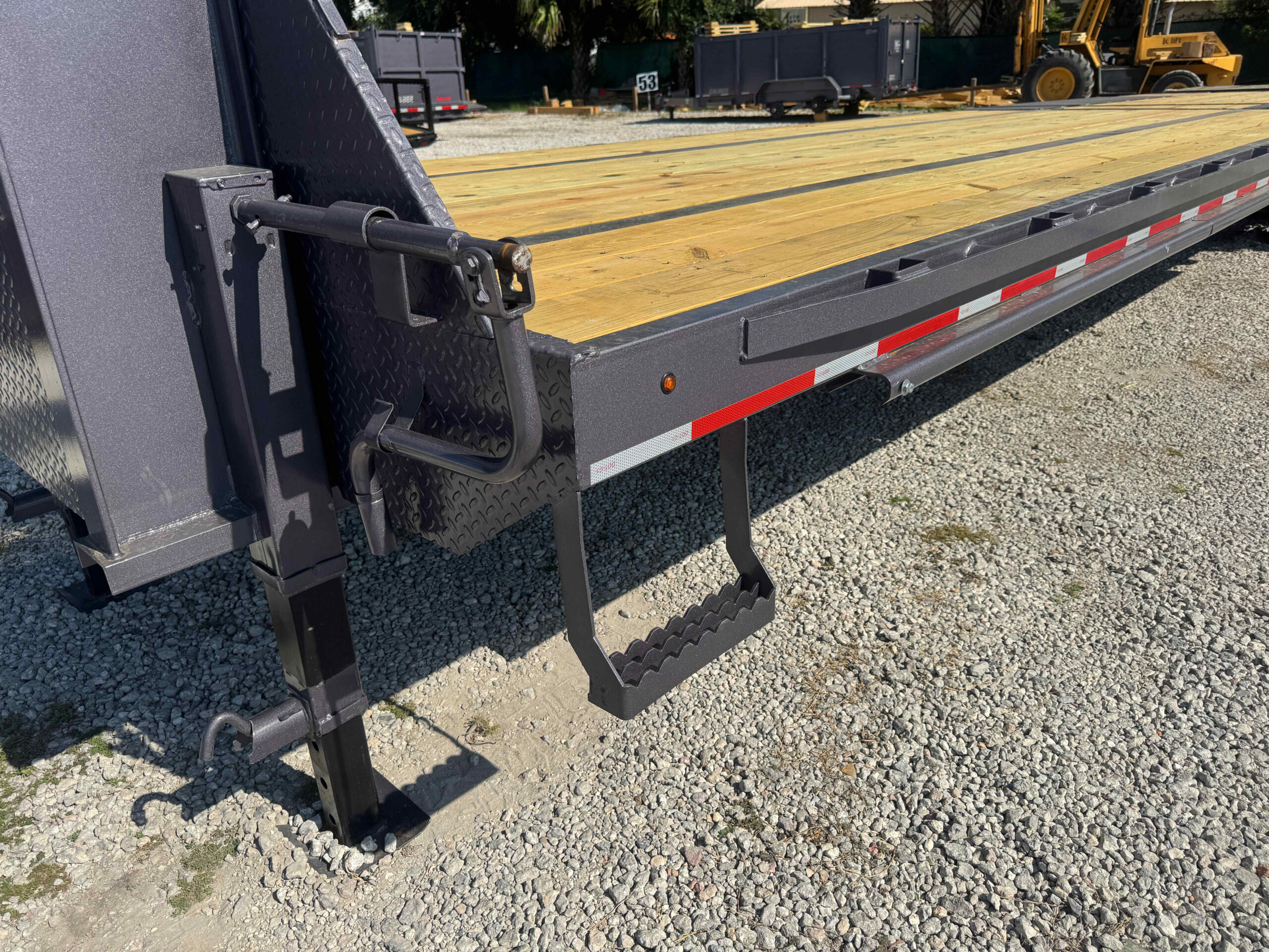 New 8.5×40 CALIBER Flatbed Trailer