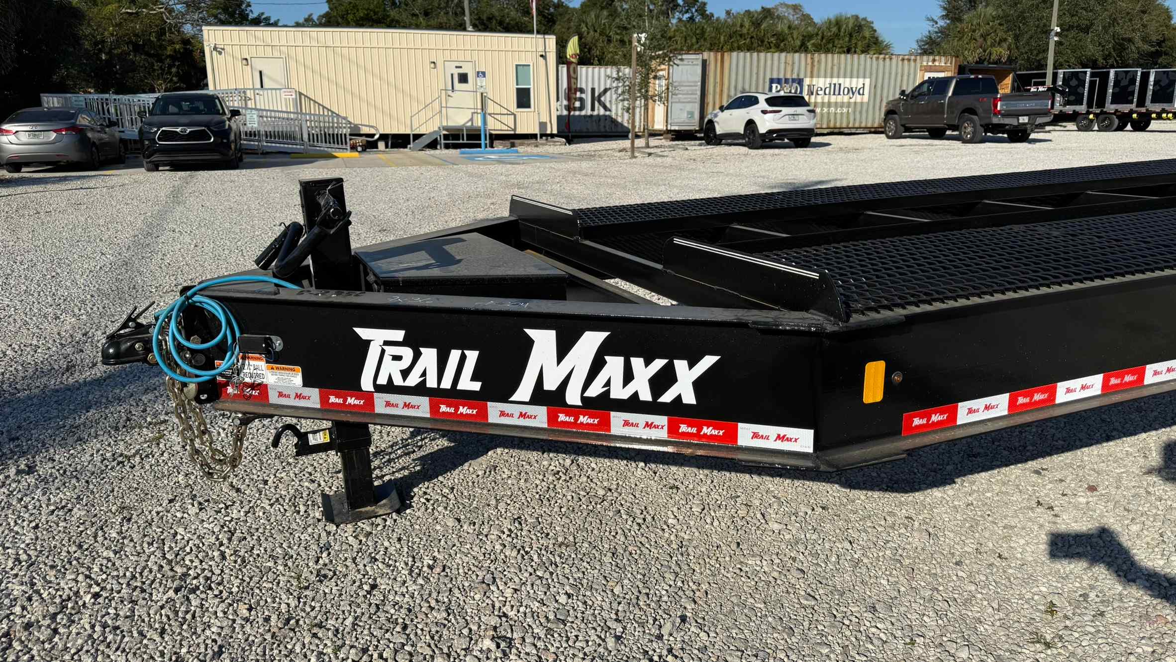 New 7×36 TRAILMAXX Car Trailer