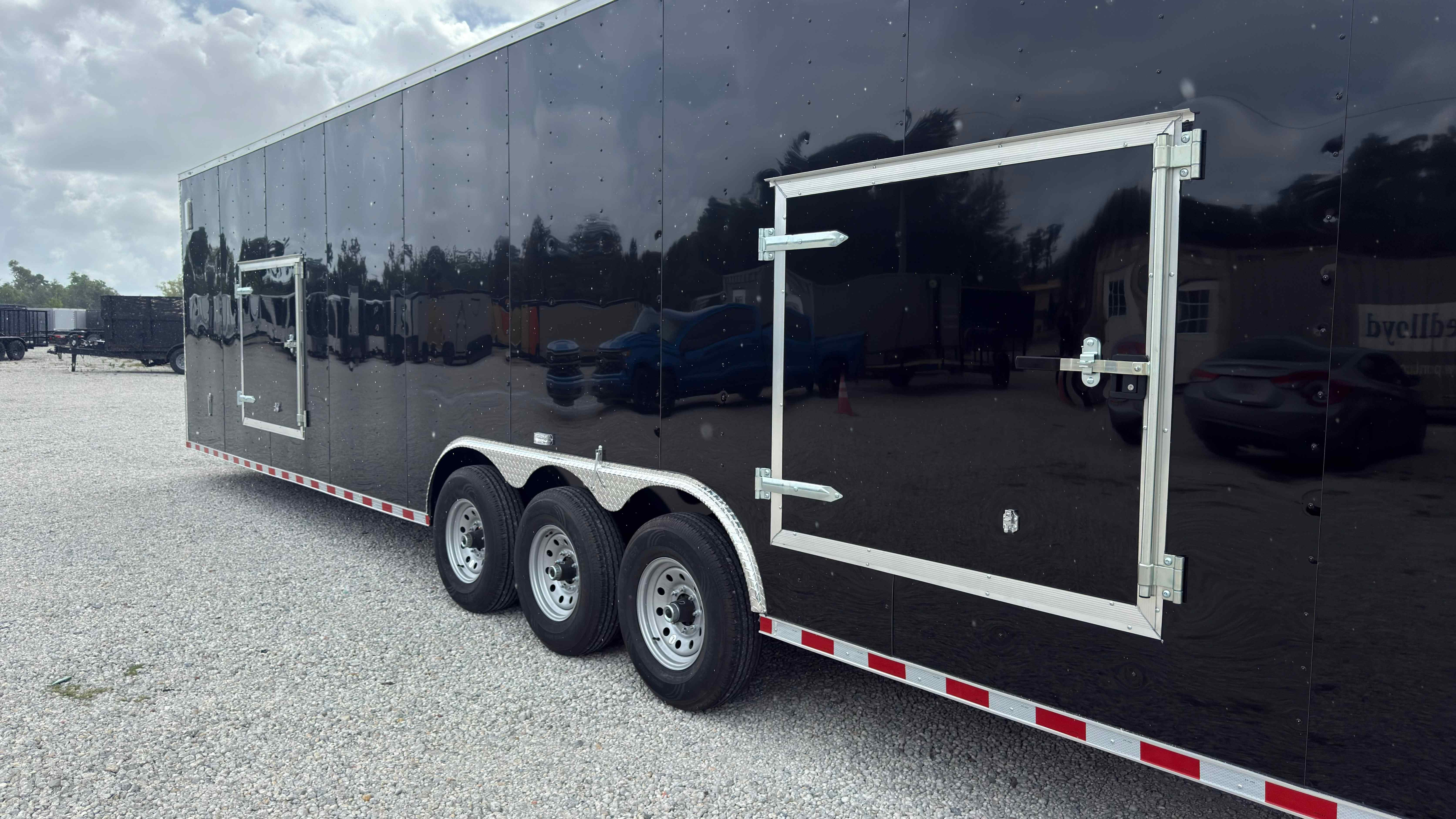 New 8.5×36 ELITE CARGO Enclosed Trailer