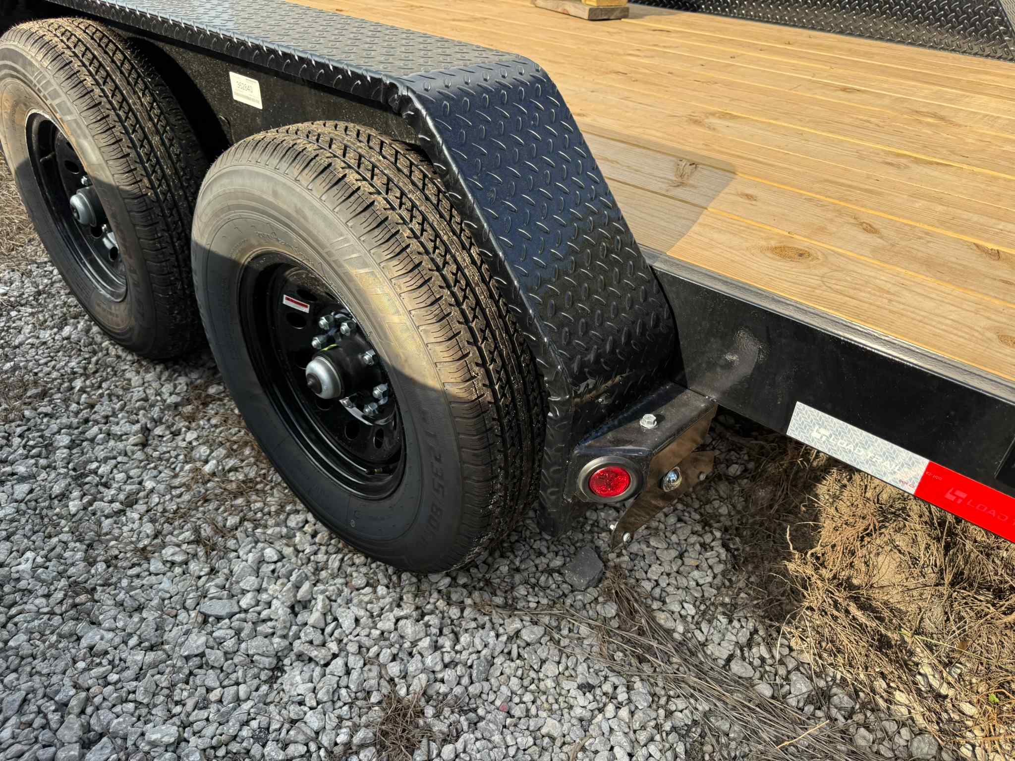 New 7×20 LOAD TRAIL Equipment Trailer