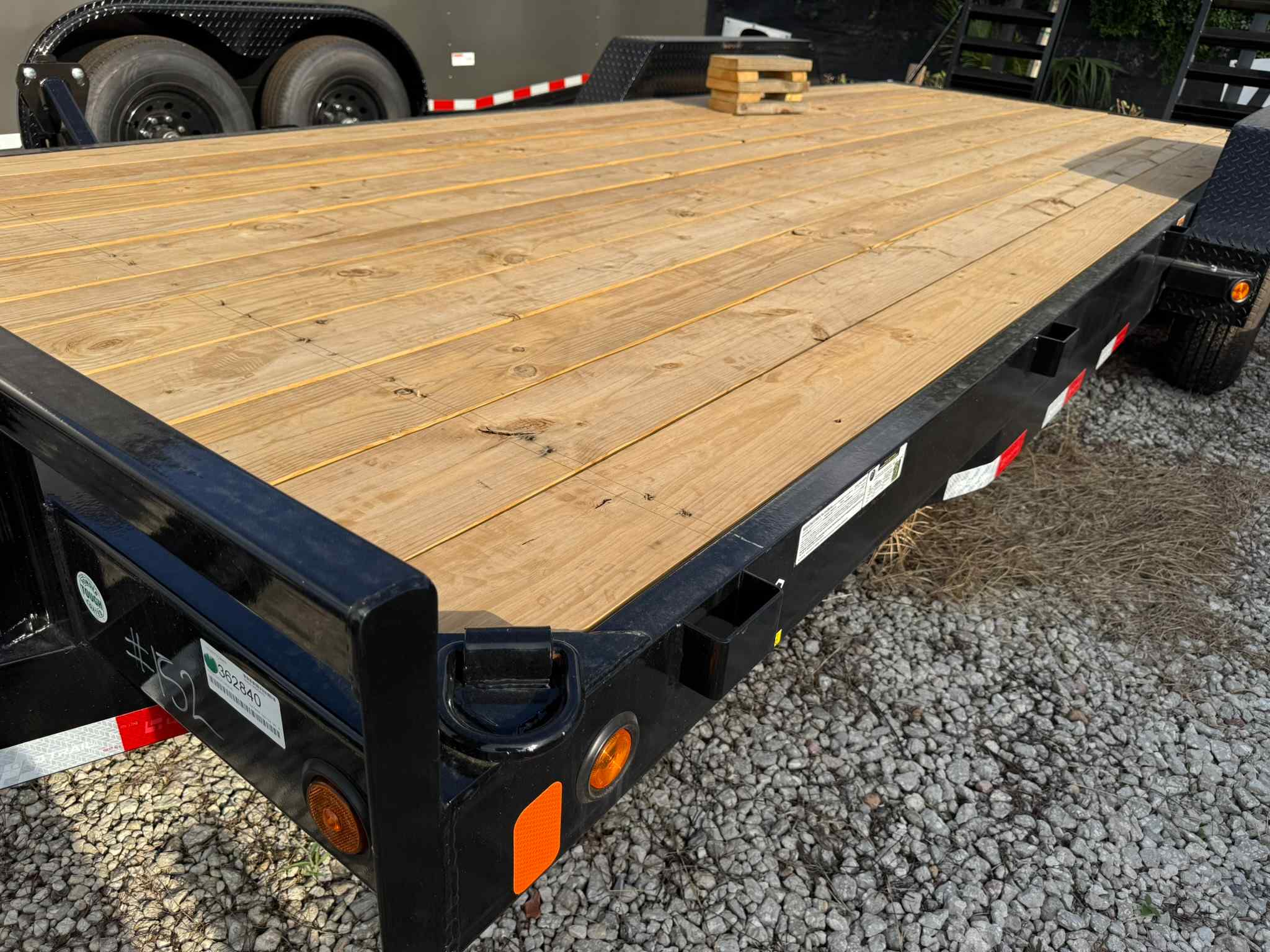 New 7×20 LOAD TRAIL Equipment Trailer