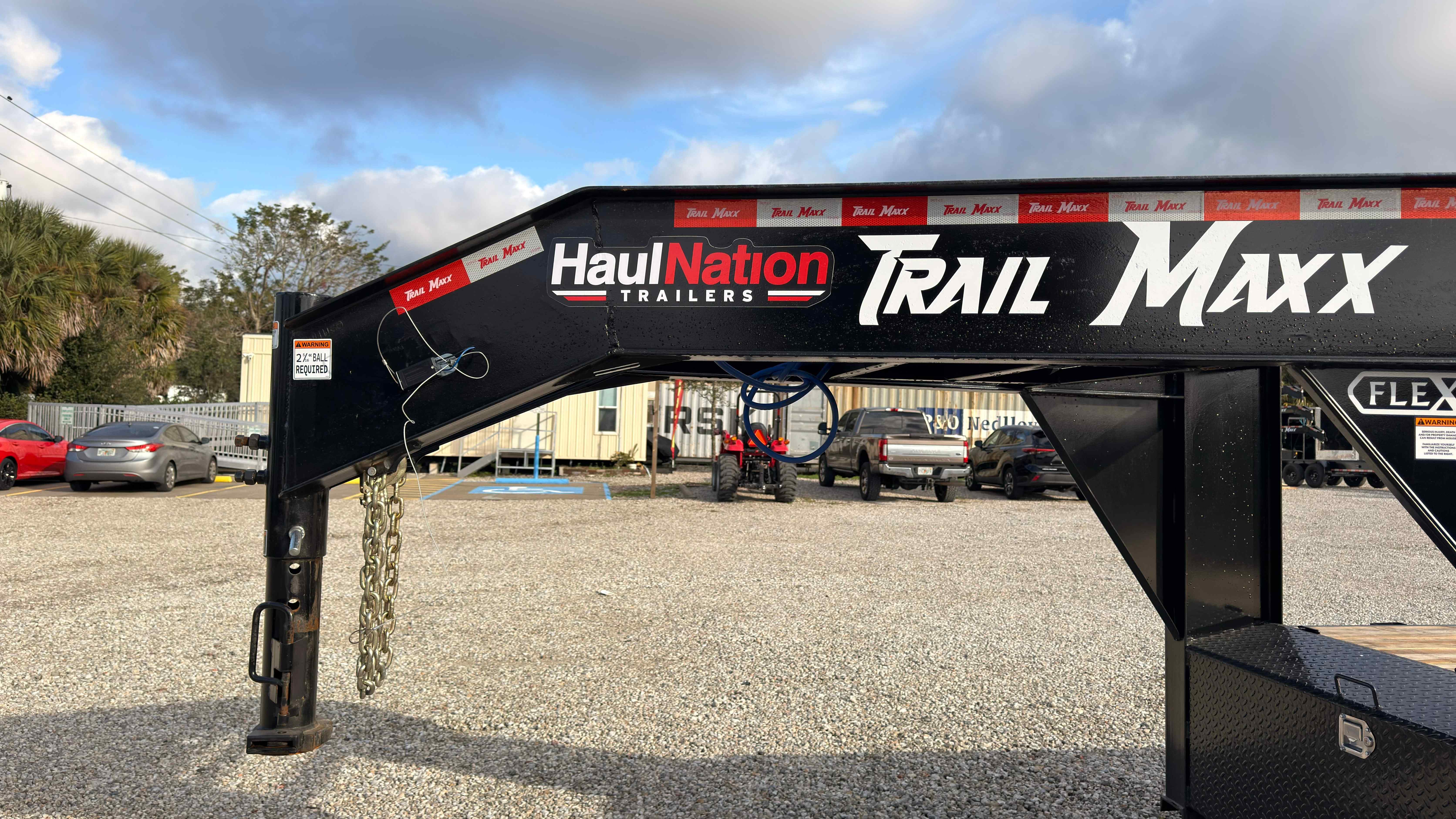 New 8.5×40 TRAILMAXX Flatbed Trailer