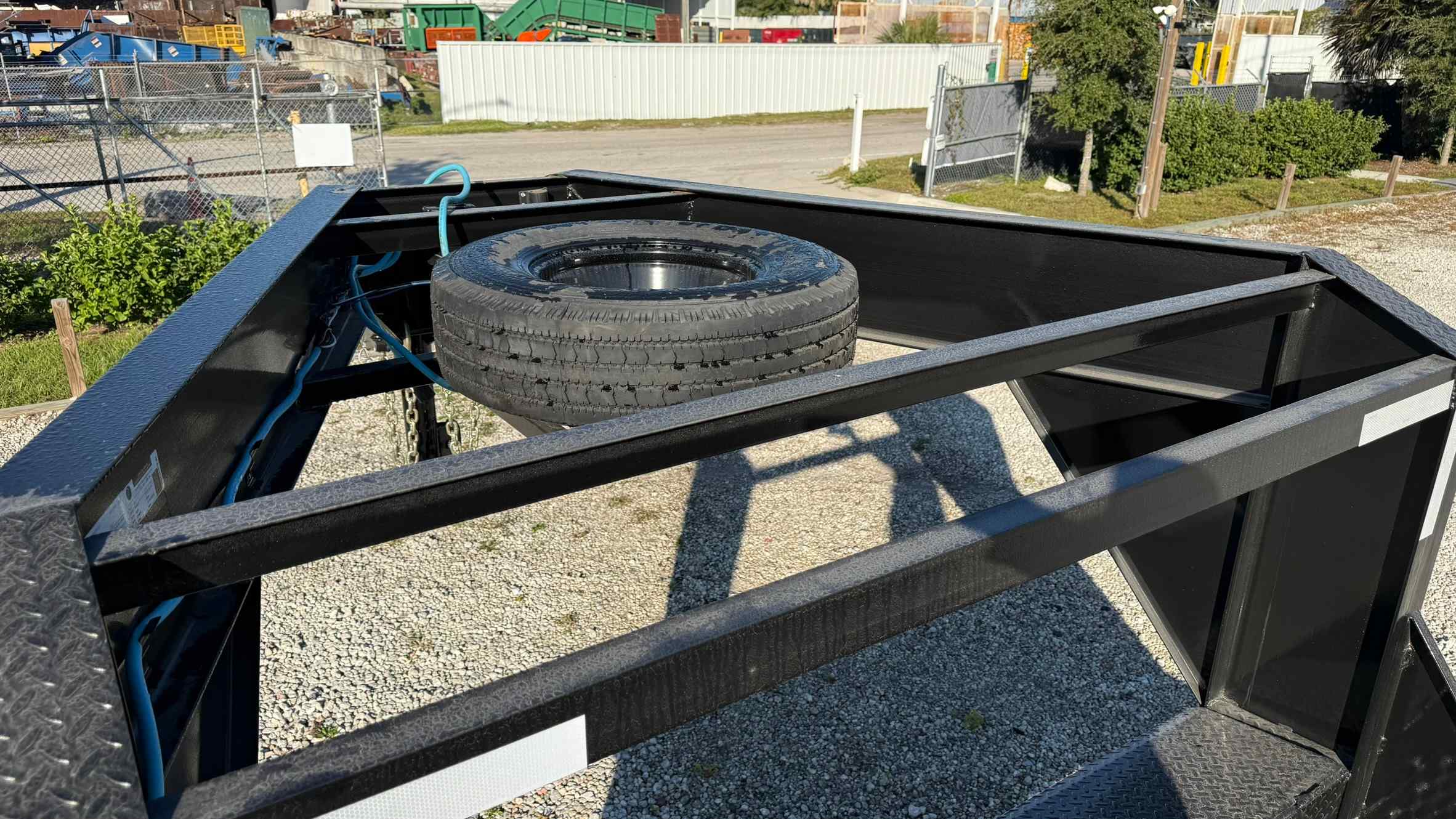 New 7×36 TRAILMAXX Car Trailer