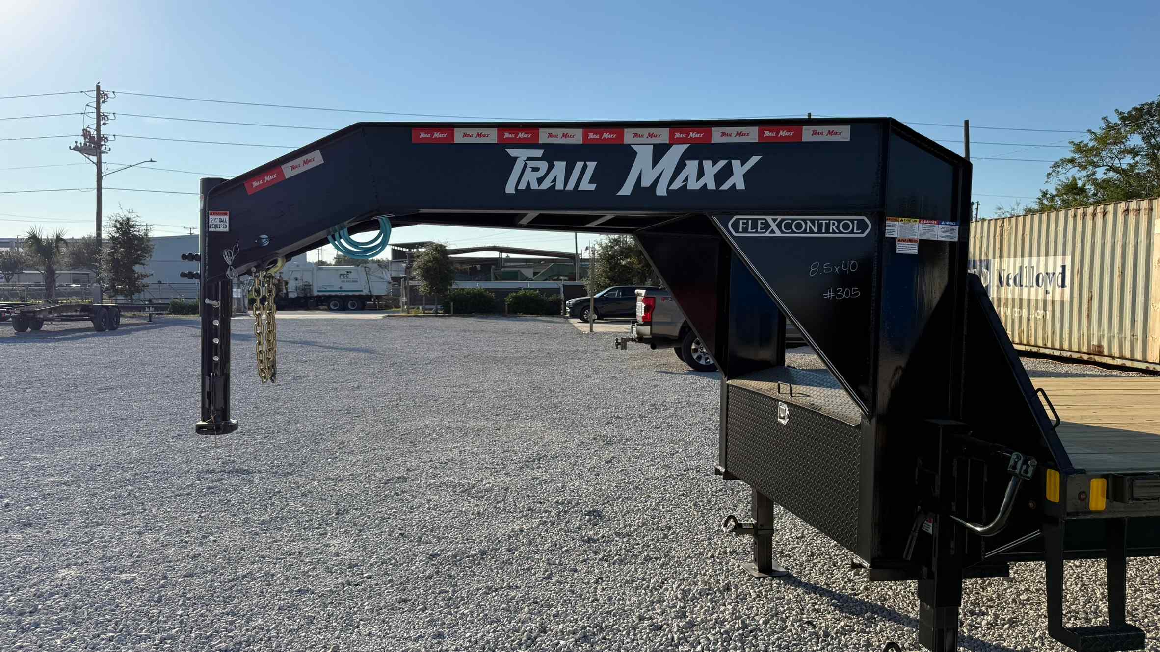 New 8.5×40 TRAILMAXX Flatbed Trailer
