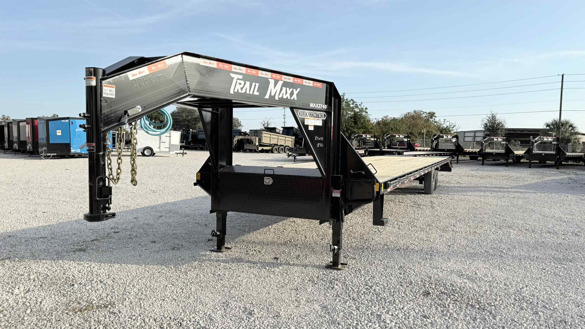 New 8.5×40 TRAILMAXX Flatbed Trailer