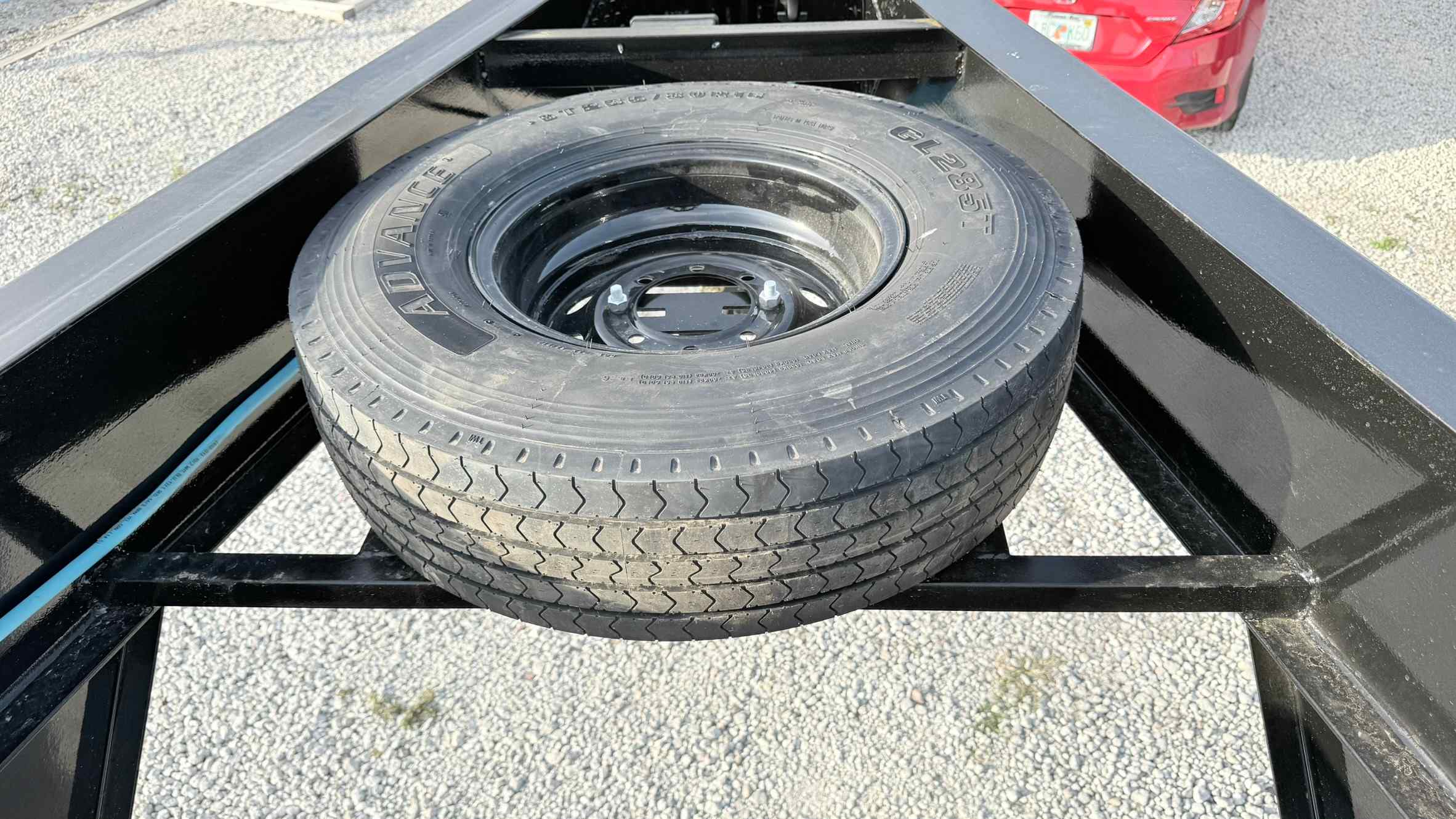 New 8.5×40 TRAILMAXX Flatbed Trailer