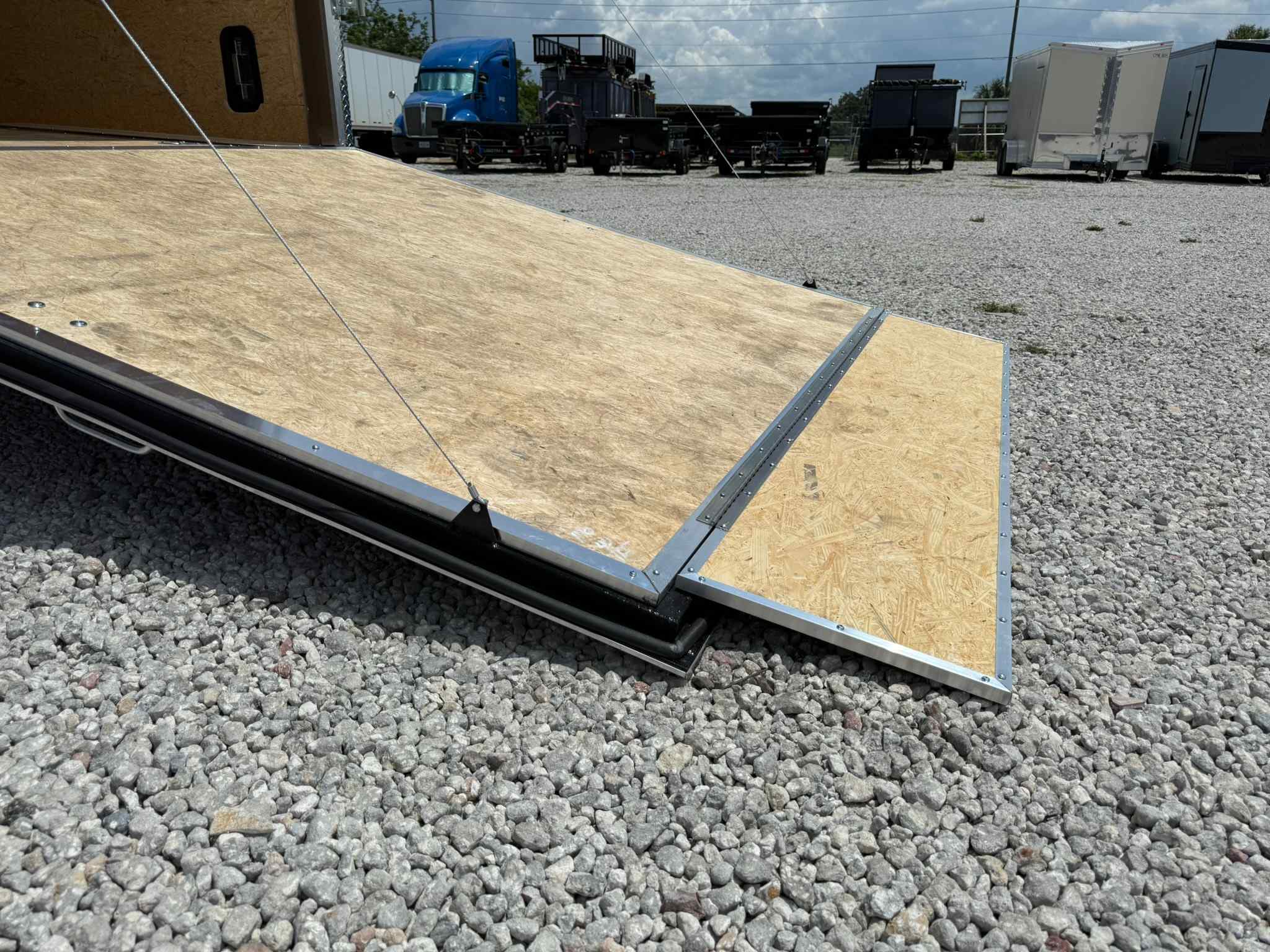 New 8.5×36 ELITE CARGO Enclosed Trailer